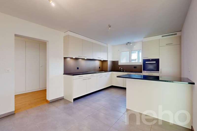 Grand appartement de 4,5pces dans un quartier paisible de Chailly (9)