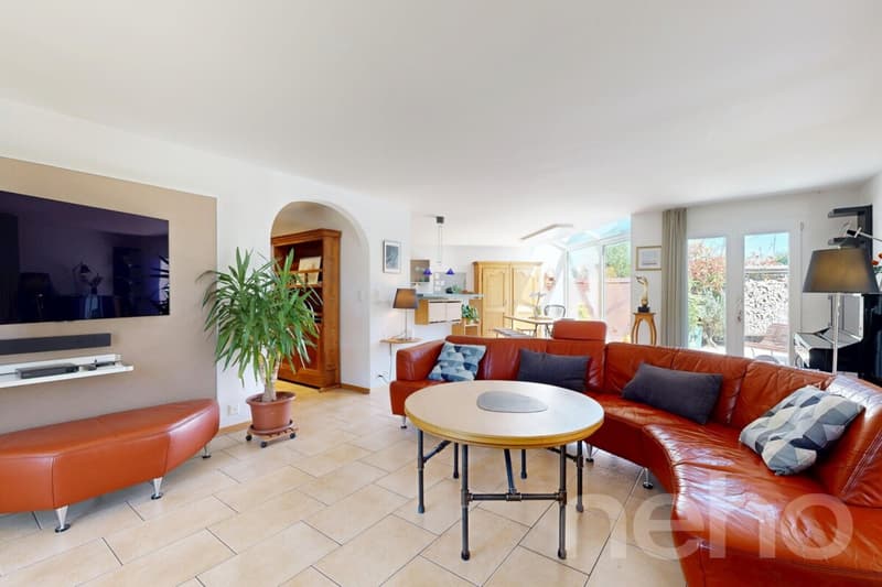 Maison familiale ? 189 m², vue montagnes, jardin et exposition sud (2)