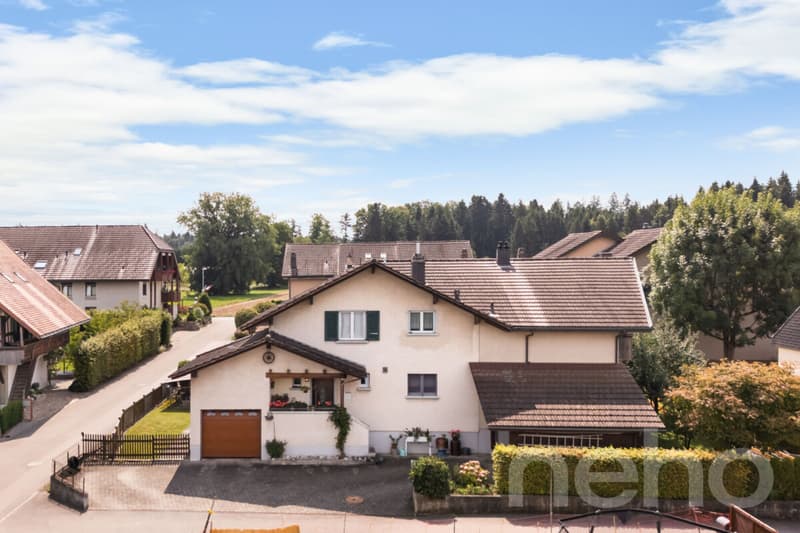 Viel Platz für die ganze Familie - Zweifamilienhaus in Zielebach (3)