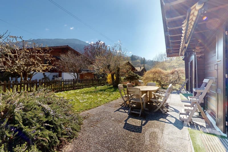 Exclusif: Charmant chalet de 4 chambres et grand jardin (12)