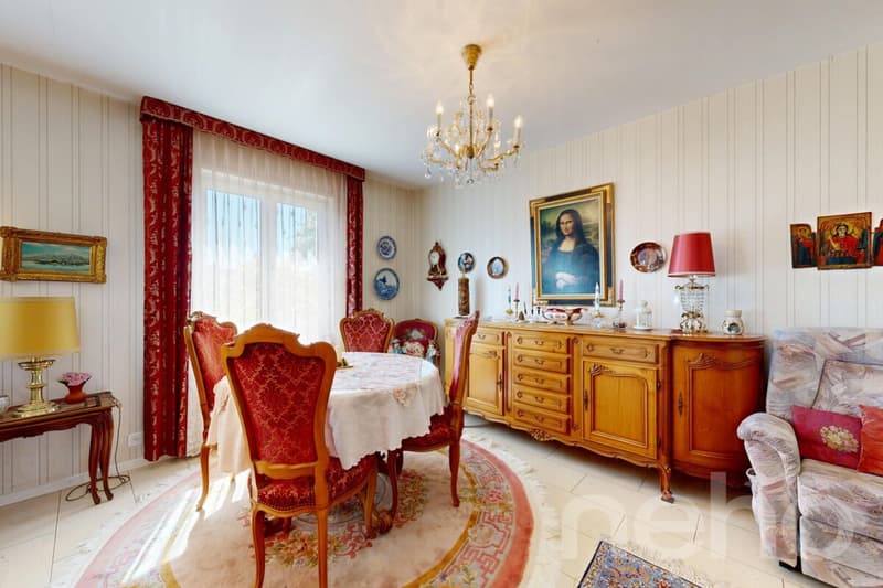 Charmantes 5.5-Zimmer-Eckreihenhaus in begehrter Lage in Zürich (7)