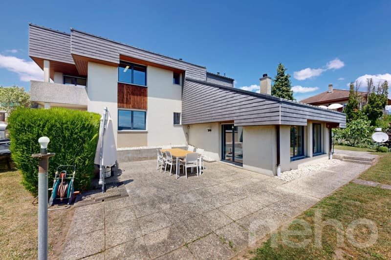 Magnifique villa individuelle avec vue panoramique sur le lac (12)