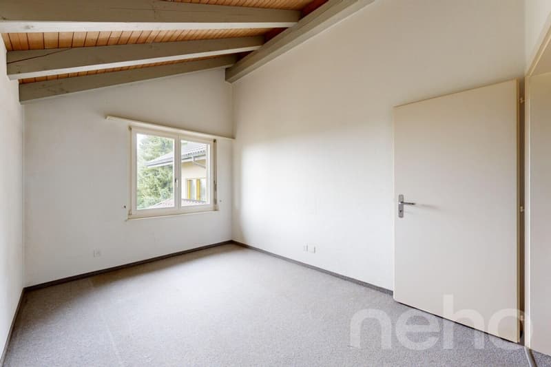 7-Zimmer-Einfamilienhaus an ruhiger Lage mit Garten und Weitblick (9)