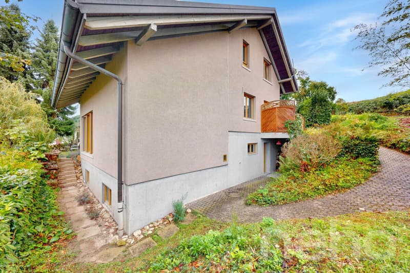 7-Zimmer-Einfamilienhaus an ruhiger Lage mit Garten und Weitblick (12)