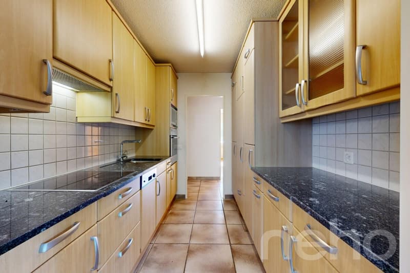 Ruhig gelegene 3.5-Zimmer-Wohnung mit Balkon und Potenzial in Höngg (5)