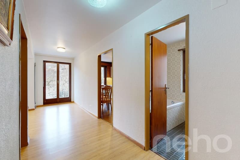 Opportunité rare : maison avec deux appartements (11)
