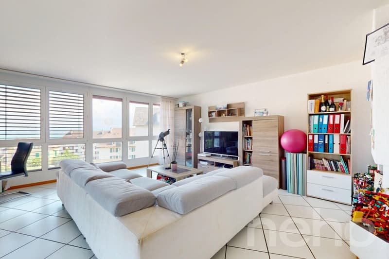 Appartement rénové de 4,5 pièces avec vue sur le lac ! (5)