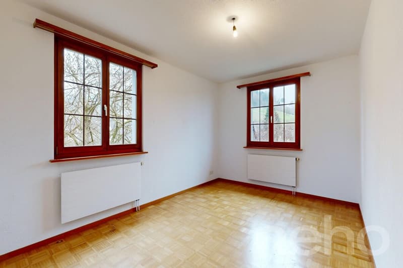 6.5-Zimmer-Doppeleinfamilienhaus mit Einliegerwohnung (4)