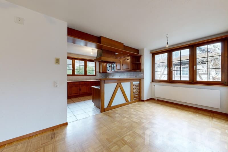 6.5-Zimmer-Doppeleinfamilienhaus mit Einliegerwohnung (2)