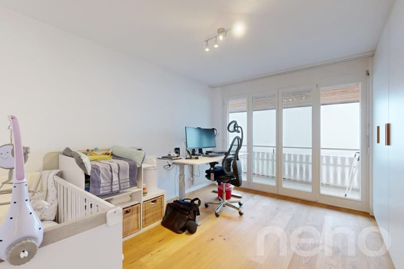 Exklusive 5.5-Zimmer-Wohnung an erhöhter Lage mit Weitsicht (7)