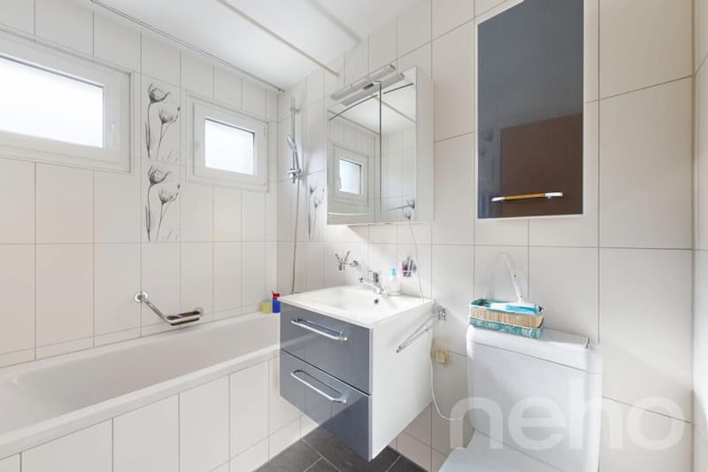 Renovierte 4.5-Zimmer Wohnung mit Balkon in Nidau (9)