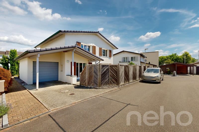 Freistehendes 5.5 Zimmer Einfamilienhaus im ruhigen Kleindöttingen (12)
