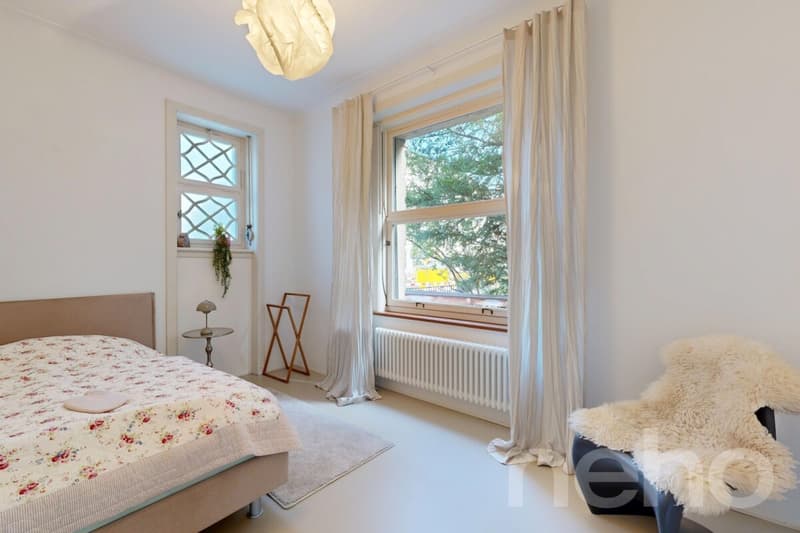 Grosszügige 6-Zimmer-Wohnung mit historischem Charme (im Baurecht) (9)