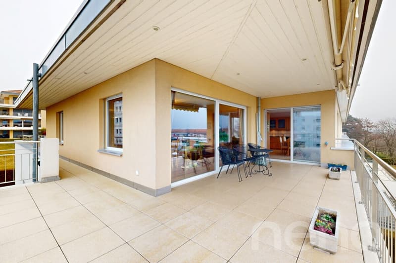 Duplex de prestige avec vue panoramique sur le lac Léman et les Alpes (7)
