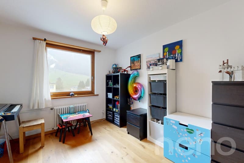 Charmante 4.5-Zimmerwohnung an ruhiger Lage in Davos Platz (8)