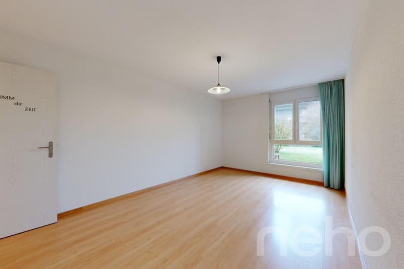 Grosszügige und gepflegte Gartenwohnung an ruhiger Lage (9)