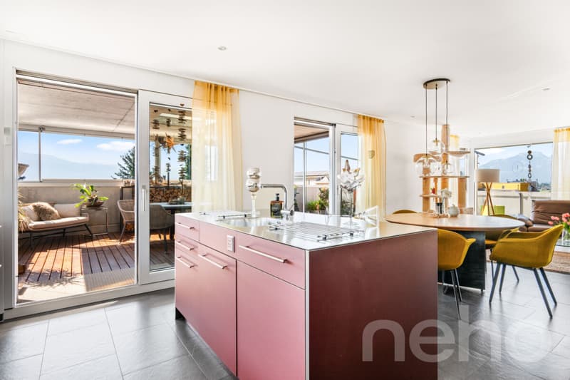 Exklusive Attika mit Wintergarten und 120 m² Terrasse (4)