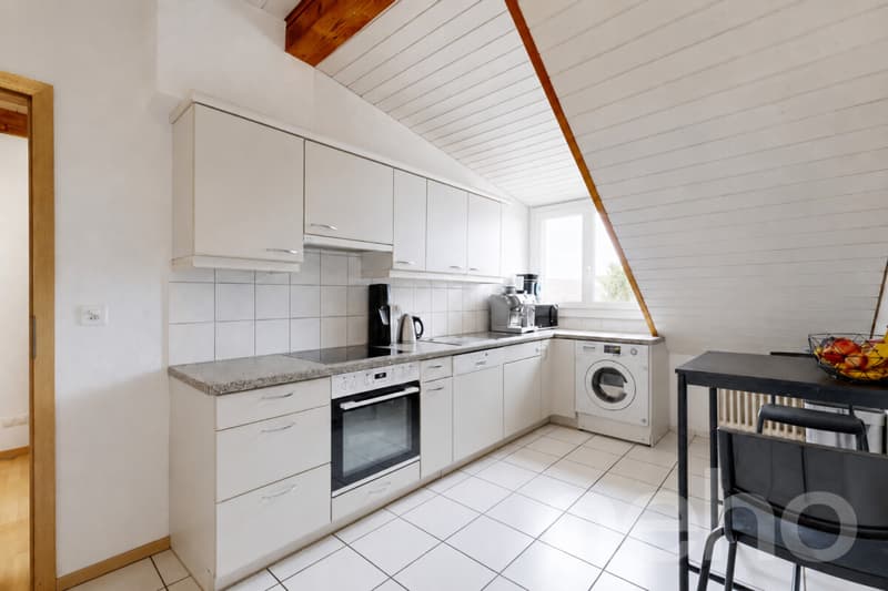 Charmante 3.5-Zimmer-Dachwohnung mit Balkon an ruhiger Lage in Basel (7)