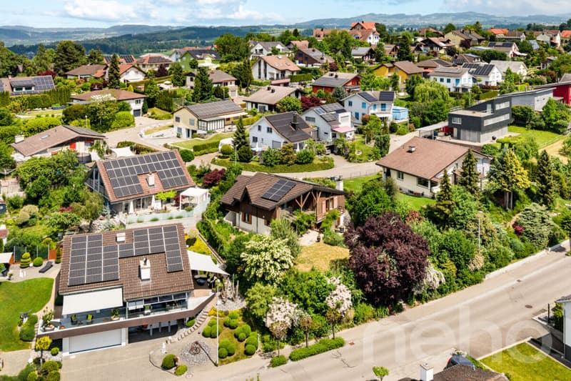 Grosszügiges Einfamilienhaus mit Garten und vielseitigen Möglichkeiten (11)