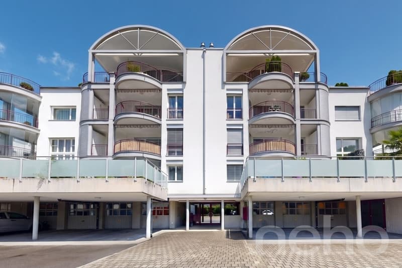 2.5-Zimmerwohnung mit Terrasse und viel Gestaltungspotenzial (2)