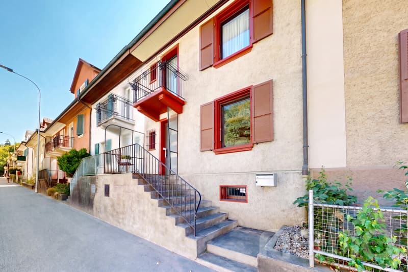 Charmantes Zuhause mit ausgebautem Dachstock und Terrasse (3)