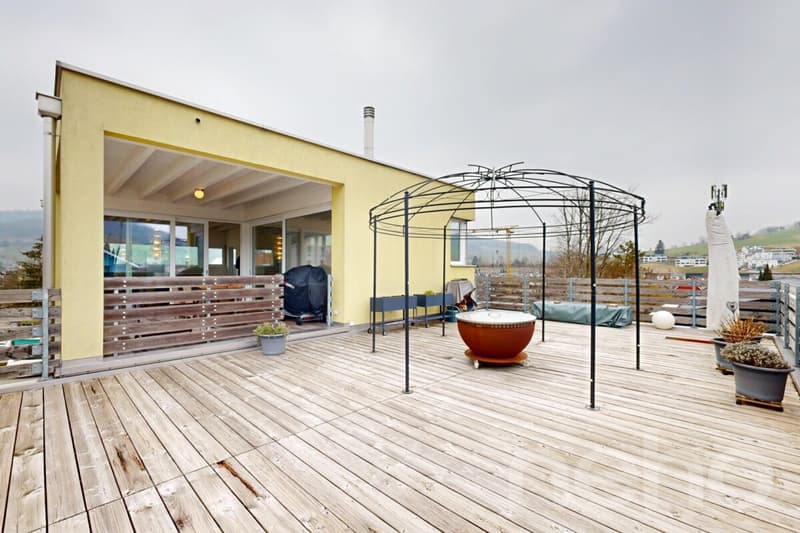 Einfamilienhaus mit Werkhalle, PV-Anlage und viel Gewerbepotenzial (4)