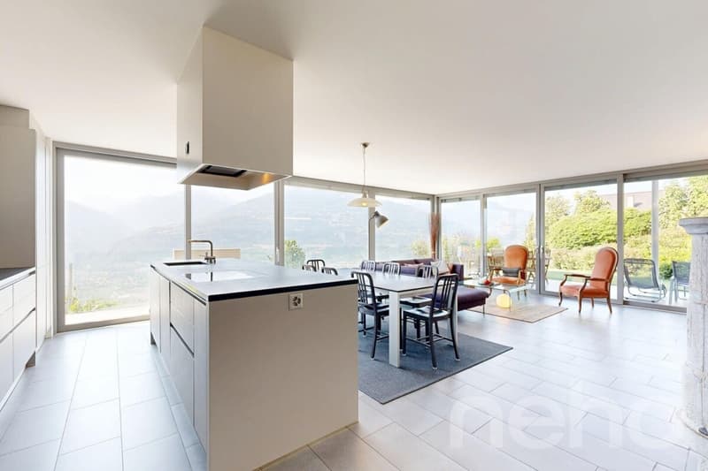 Spacieuse Villa contemporaine avec vue panoramique au c?ur du Valais (2)
