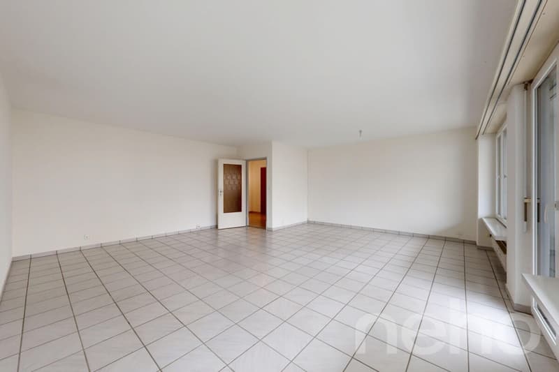 Helle 4.5-Zimmer-Wohnung mit viel Raum und Komfort in Füllinsdorf (2)