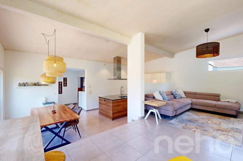Top gepflegtes 5.5-Zimmer-EHF mit schönem Garten in 8213 Neunkirch (1)