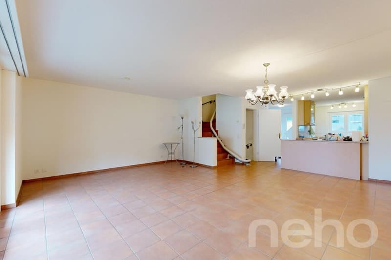5.5 Zimmer Reihenhaus mit Garten, ausgebautem Dachstock & Treppenlift (2)