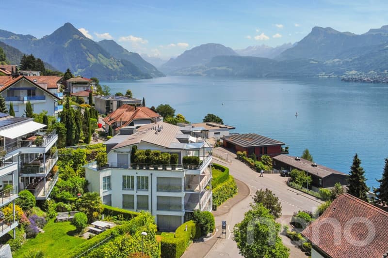 Exklusive Terrassenwohnung mit Panorama-Seesicht (1)