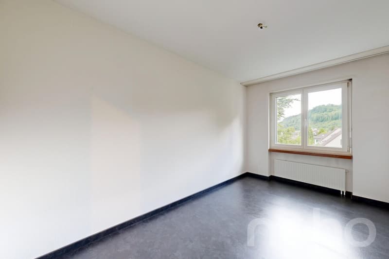 Helle 3.5 Zimmer-Wohnung mit Balkon und Garage in Schönenwerd (12)