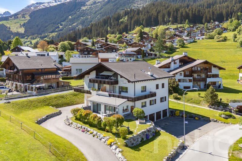 Charmante Dachwohnung mit Bergpanorama in Brigels (3)