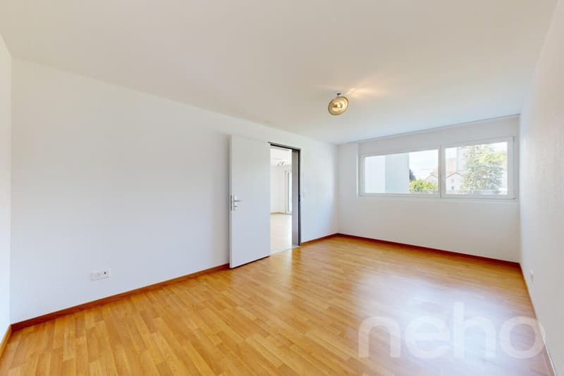 Gepflegte 3.5-Zimmerwohnung mit sonnigem Sitzplatz (12)