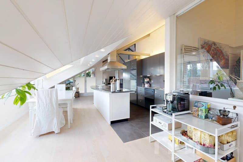 Exklusive 4.5-Zimmer-Dachwohnung mit traumhaftem Rheinblick (5)