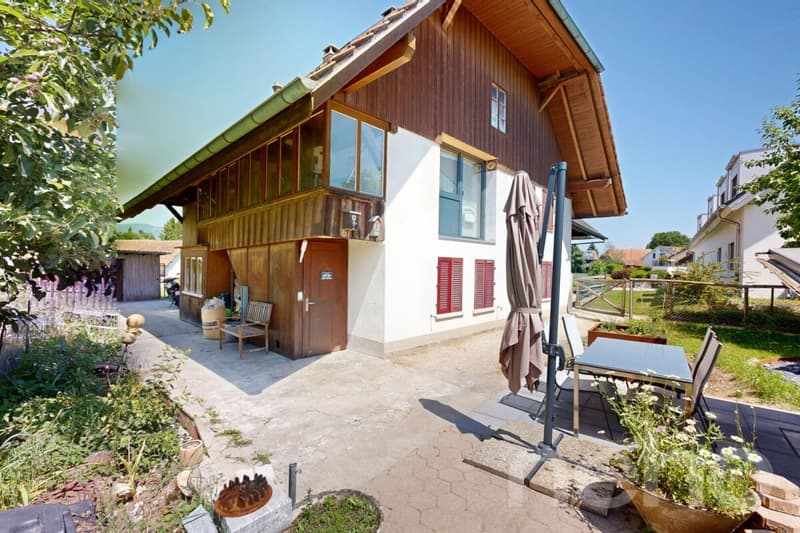 4 Zimmer Wohnung in Oekingen mit viel Potenzial (1)