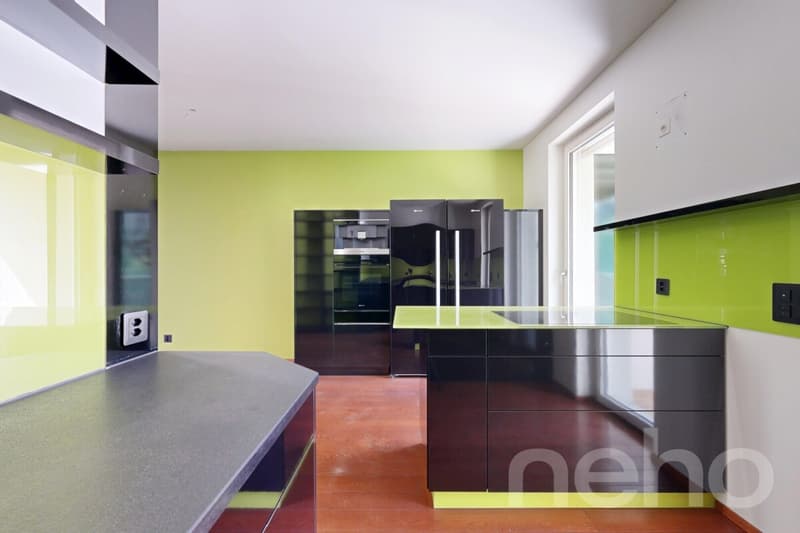 Urbanes Loft-Wohngefühl mit zwei Balkonen im Herzen von Basel (5)