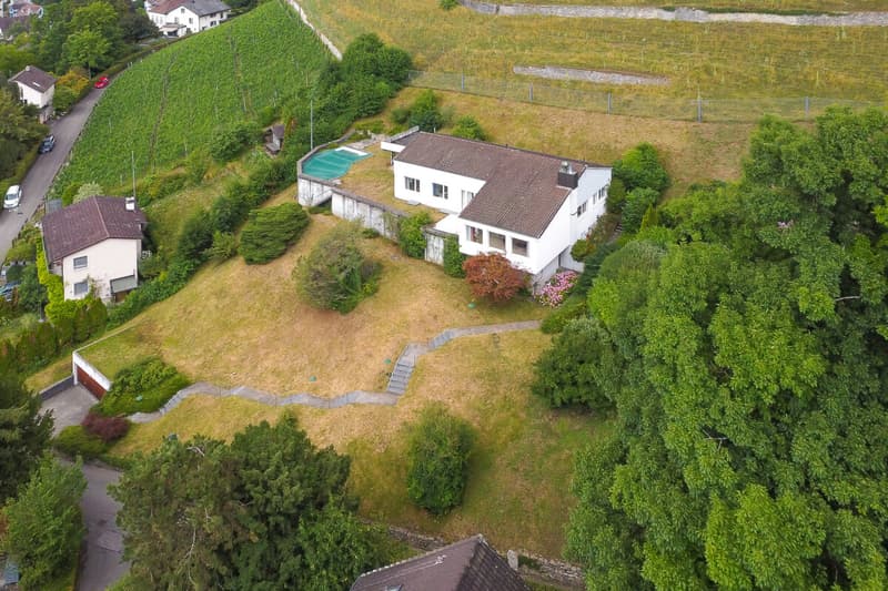 Charmantes freistehendes 7.5-Zimmer-Familienhaus in Lenzburg (2)