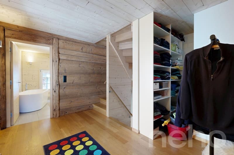 Lichtdurchflutetes 5.5-Zimmer-Haus mit viel Platz in Mettmenstetten (12)