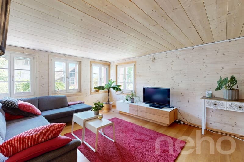 Lichtdurchflutetes 5.5-Zimmer-Haus mit viel Platz in Mettmenstetten (4)