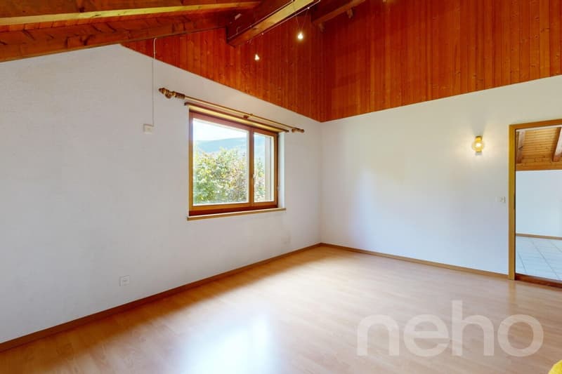 6.5-Zimmerhaus mit Licht, Raum und schöner Aussicht (2)