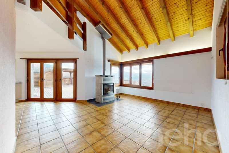 Maison spacieuse 8.5 + appartement 2.5 indépendant avec vue dégagé (4)