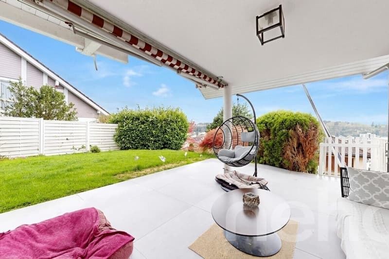 Einfamilienhaus mit Panoramaaussicht und Gartenparadies in Ebikon (1)