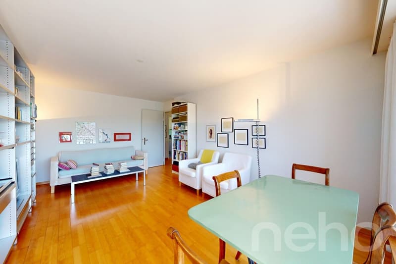 Charmante 3.5-Zimmer-Wohnung in Zürich Höngg (2)