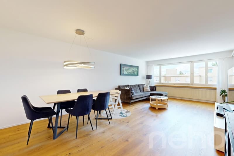 Top renovierte Wohnung in Familienquartier (4)