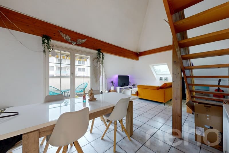 Charmante 3.5-Zimmerwohnung mit offener Galerie und Cheminée (4)