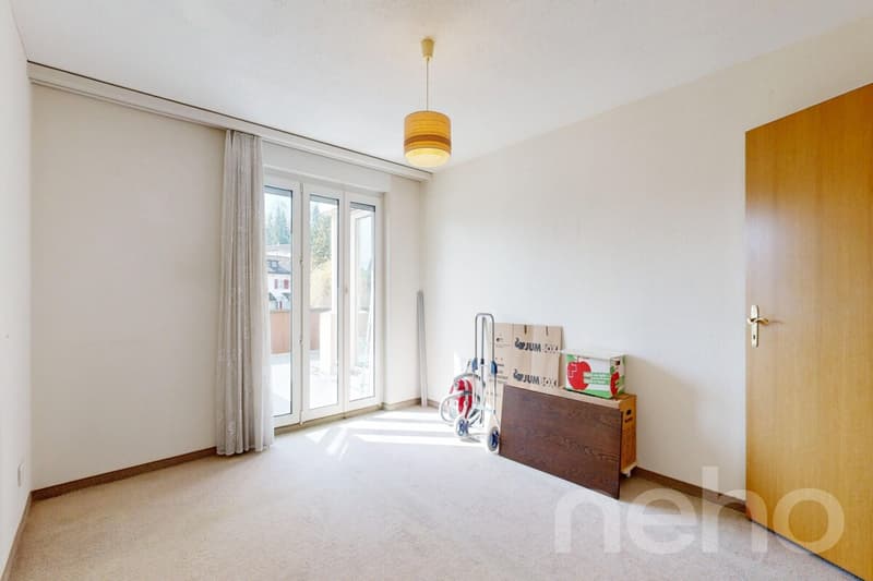 4.5-Zimmerwohnung mit Terrasse, Wintergarten & Garage (8)