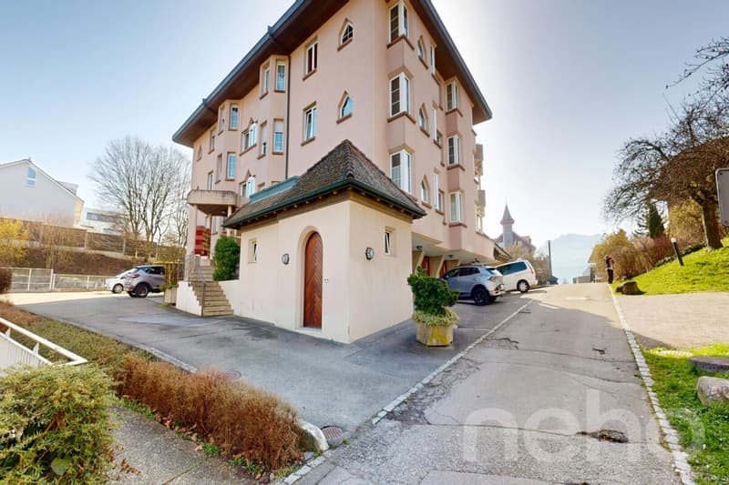 4.5-Zimmerwohnung mit Terrasse, Wintergarten & Garage (10)