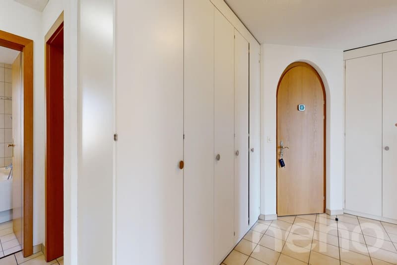 4.5-Zimmerwohnung mit Terrasse, Wintergarten & Garage (7)