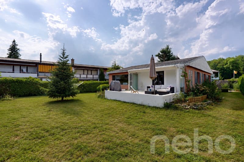 Modernisiertes Einfamilienhaus mit Designküche und Wintergarten (3)